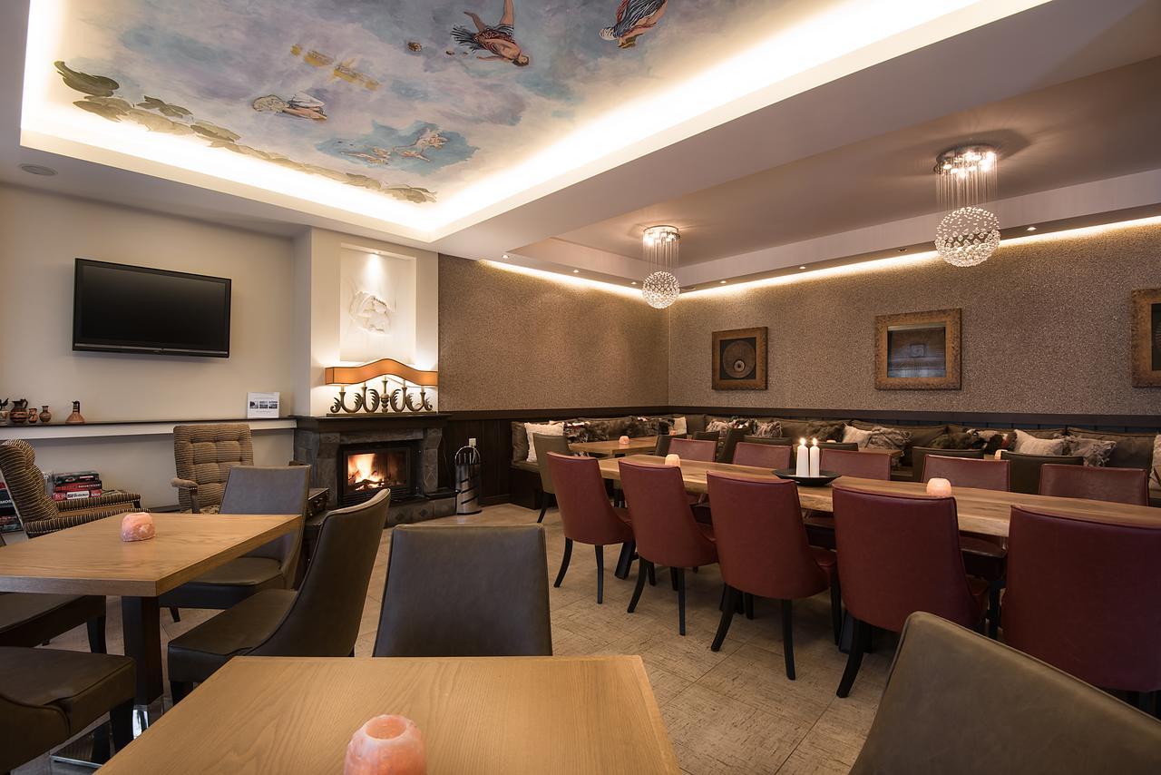 Kentrikon Hotel ラガディア エクステリア 写真