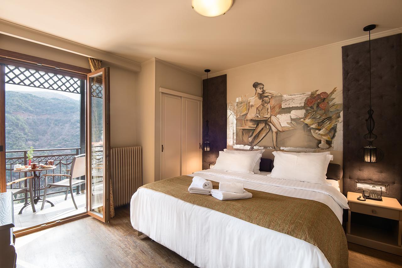 Kentrikon Hotel ラガディア エクステリア 写真